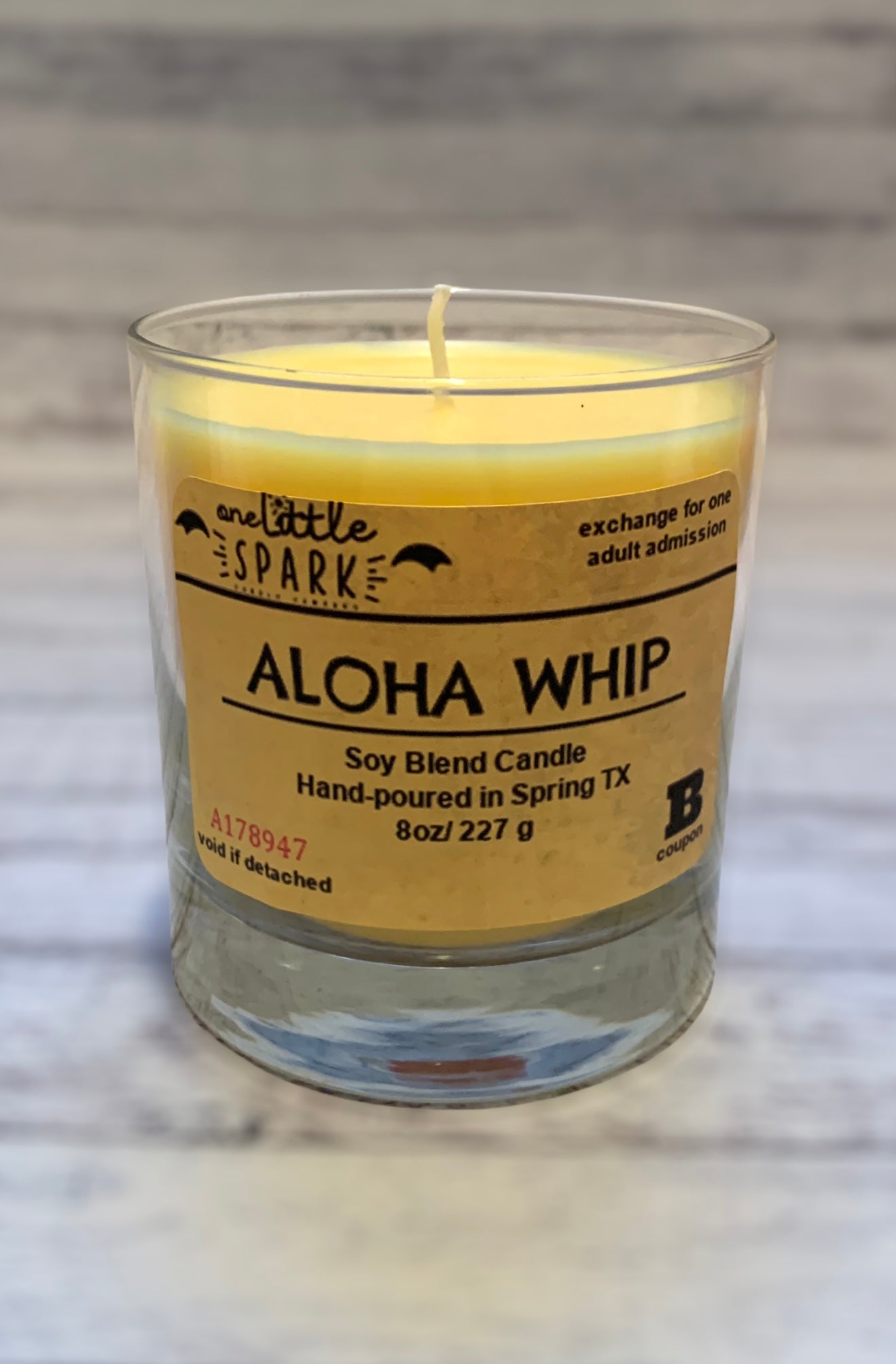 Aloha Whip 8 oz Candle